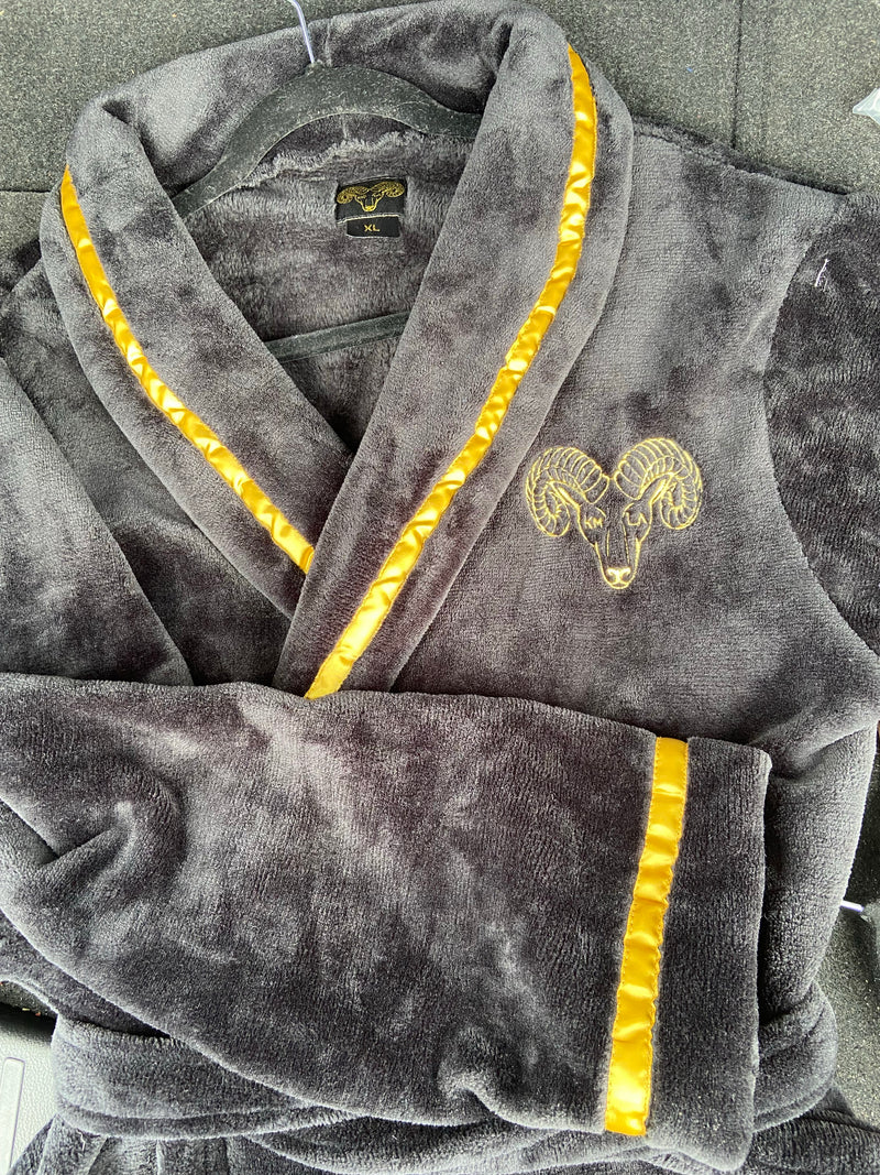 KMLA BLACK & GOLD ROBE